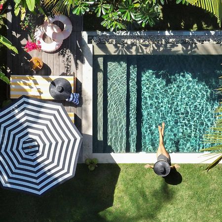 Loop Villas Kuta  ภายนอก รูปภาพ