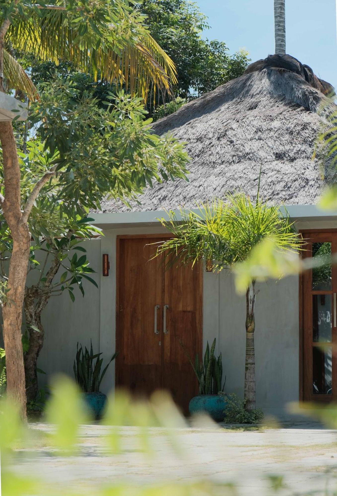 Loop Villas Kuta  ภายนอก รูปภาพ